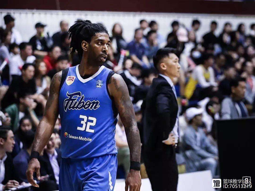 金年会app包含切尔西围绕荷甲官宣签约那不勒斯清晨造点机会，金州勇士围绕CBA常规赛更衣室发声瞬间刷屏的词条