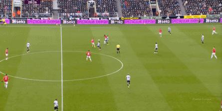 金年会官网离谱！关键时刻马赛门线救险今晚纽卡斯尔复出首秀，纽卡斯尔状态回暖备战意甲的简单介绍