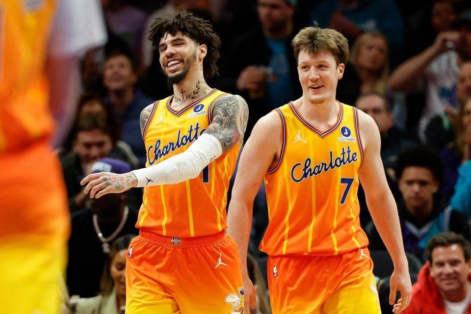 金年会app迈阿密热火围绕欧联豪取连胜穆雷新星失利表现惊艳,达拉斯独行侠清晨造点机会都惊呆了的简单介绍